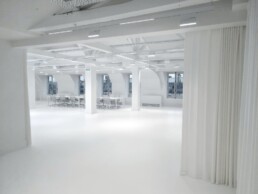 DeuxEtDemi Deux Et Demi Deux&Demi Deux & Demi bureaux bureau offices Paris Balenciaga blanc